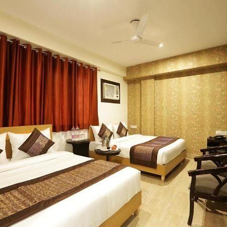 Hotel Peridot Near Igi Delhi Airport Neu-Delhi Exterior foto