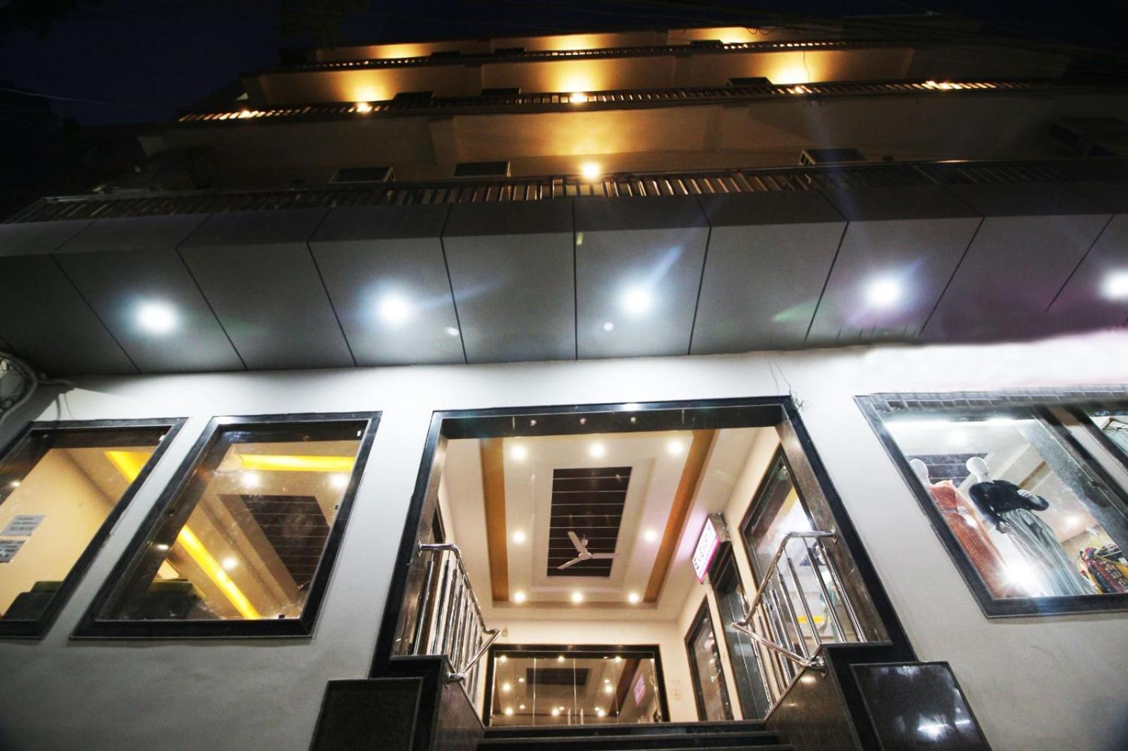 Hotel Peridot Near Igi Delhi Airport Neu-Delhi Exterior foto