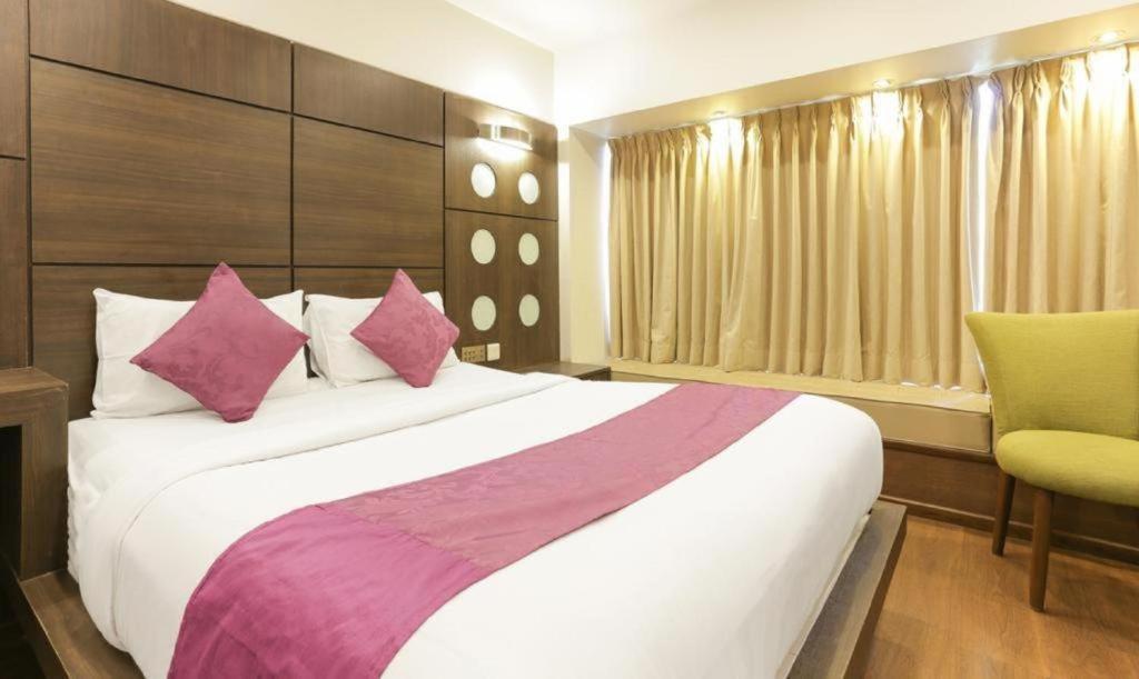 Hotel Peridot Near Igi Delhi Airport Neu-Delhi Exterior foto